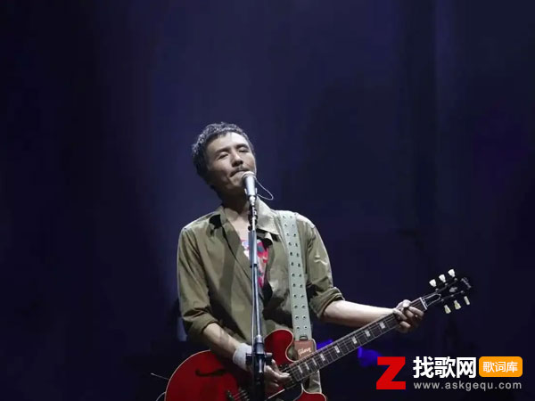 NEW BOY歌词（朴树演唱歌曲）